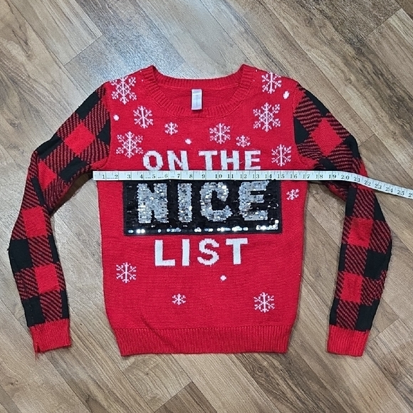 RED AND BLACK NICE AND NAUGHTY LIST SWIPE REVERSIBLE CHRISTMAS SWEATER SIZE M - Picture 8 of 15